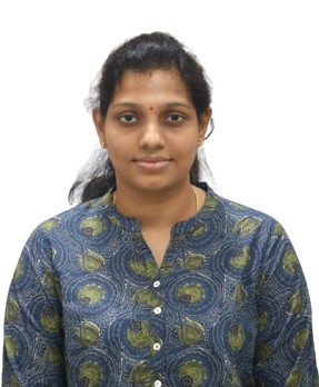 Dr Visithra V
